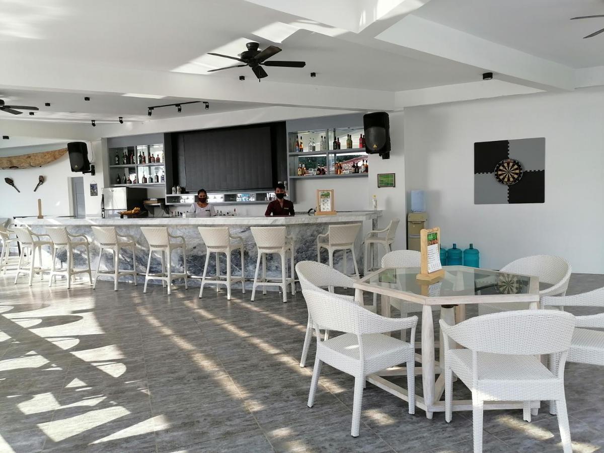 Pura Vida Beach & Dive Resort Дауин Екстериор снимка