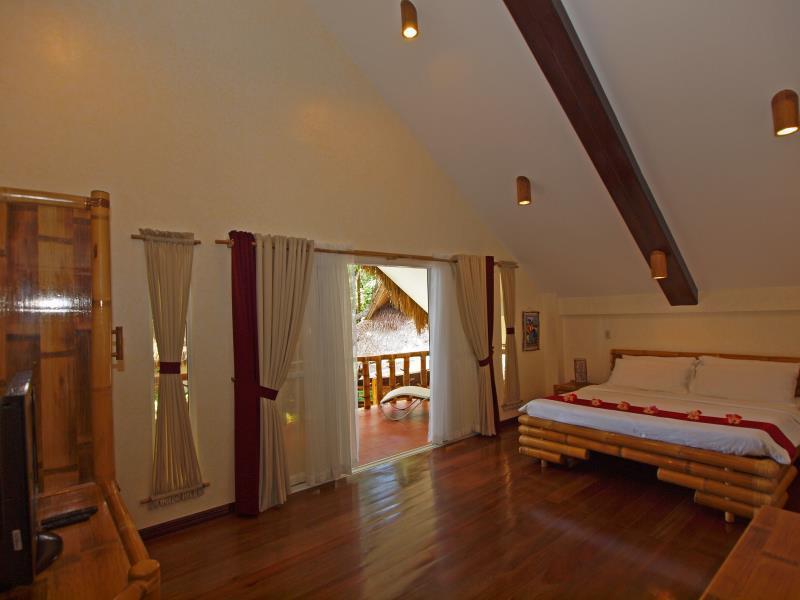 Pura Vida Beach & Dive Resort Дауин Екстериор снимка