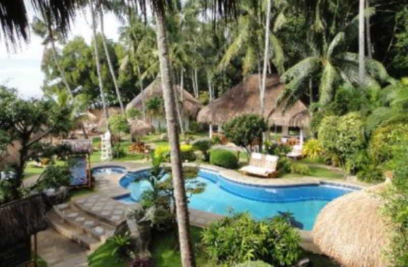 Pura Vida Beach & Dive Resort Дауин Екстериор снимка