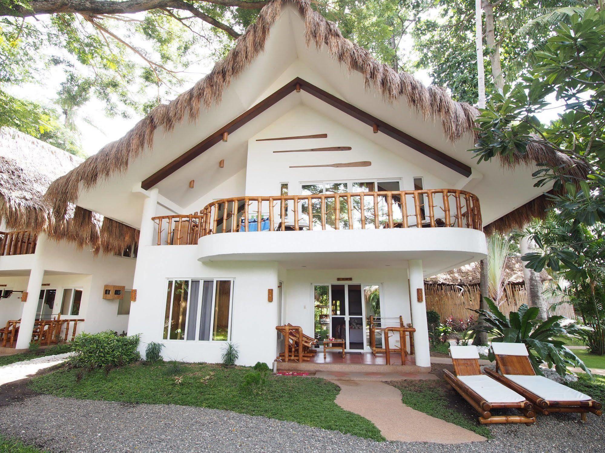 Pura Vida Beach & Dive Resort Дауин Екстериор снимка