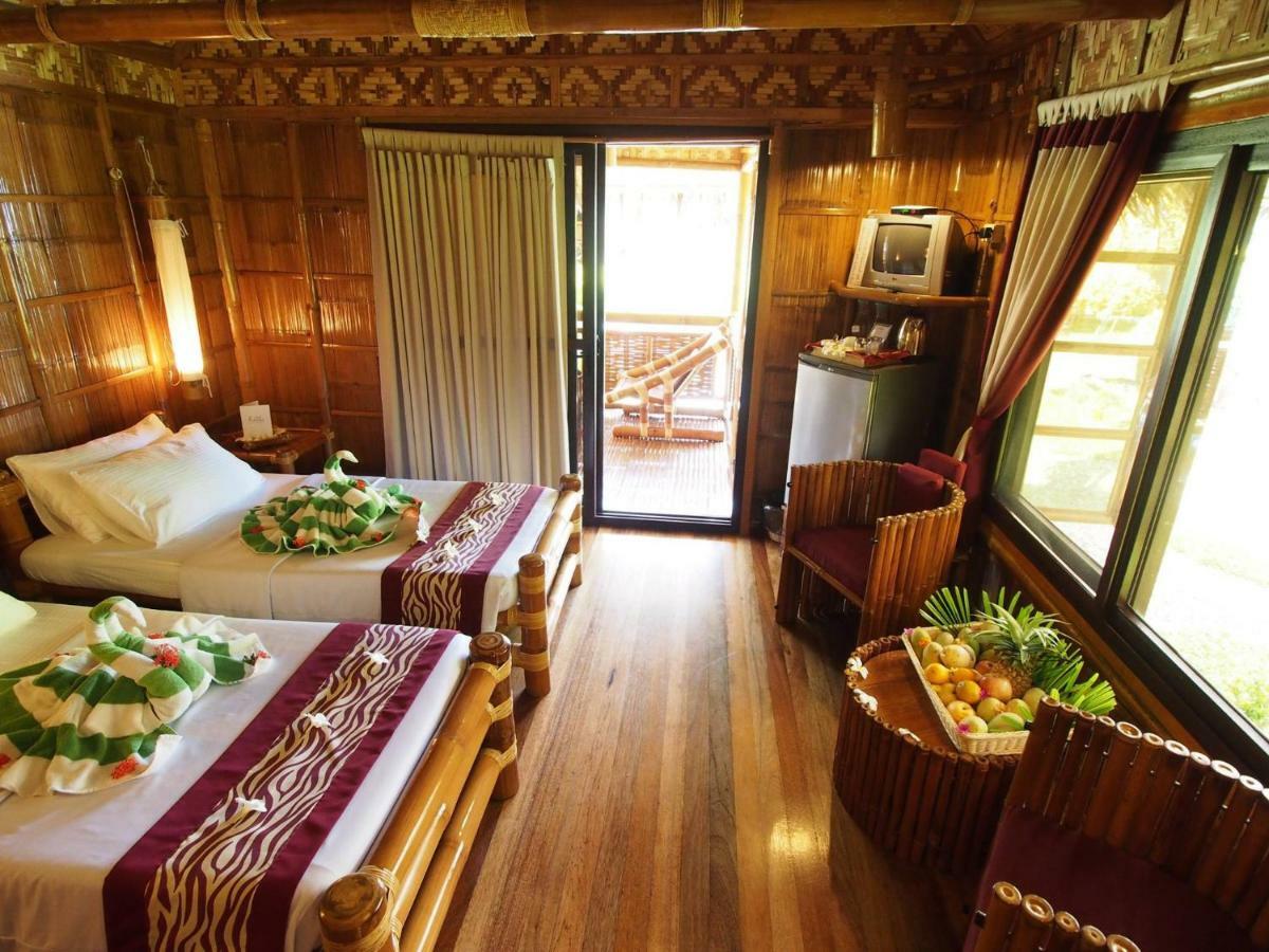 Pura Vida Beach & Dive Resort Дауин Екстериор снимка