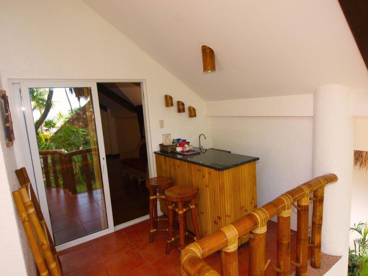 Pura Vida Beach & Dive Resort Дауин Екстериор снимка